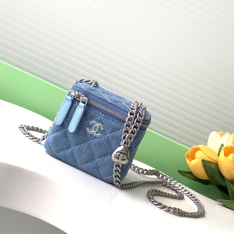 Ch**el cosmetic bags